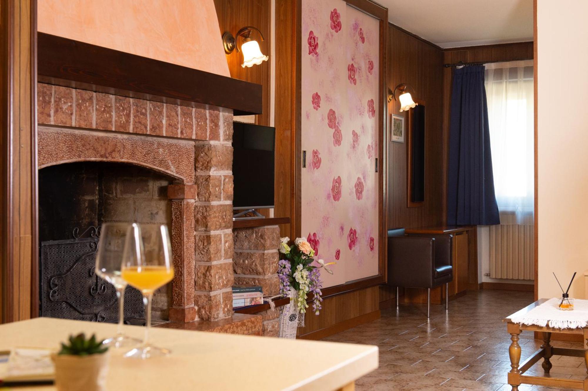 B&B La Casa Di Rosa Vago Eksteriør bilde